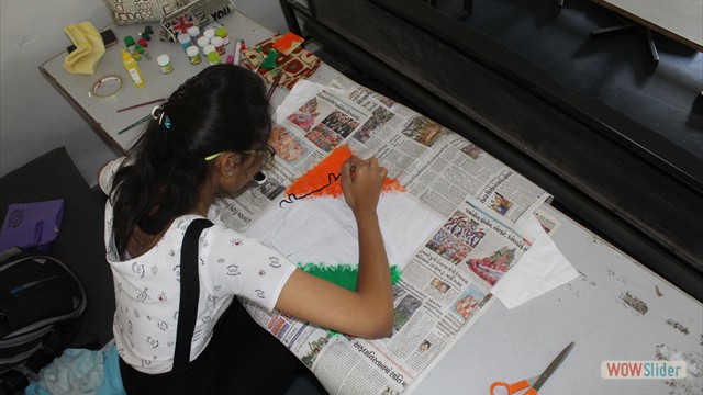 T-SHIRT PAINTING